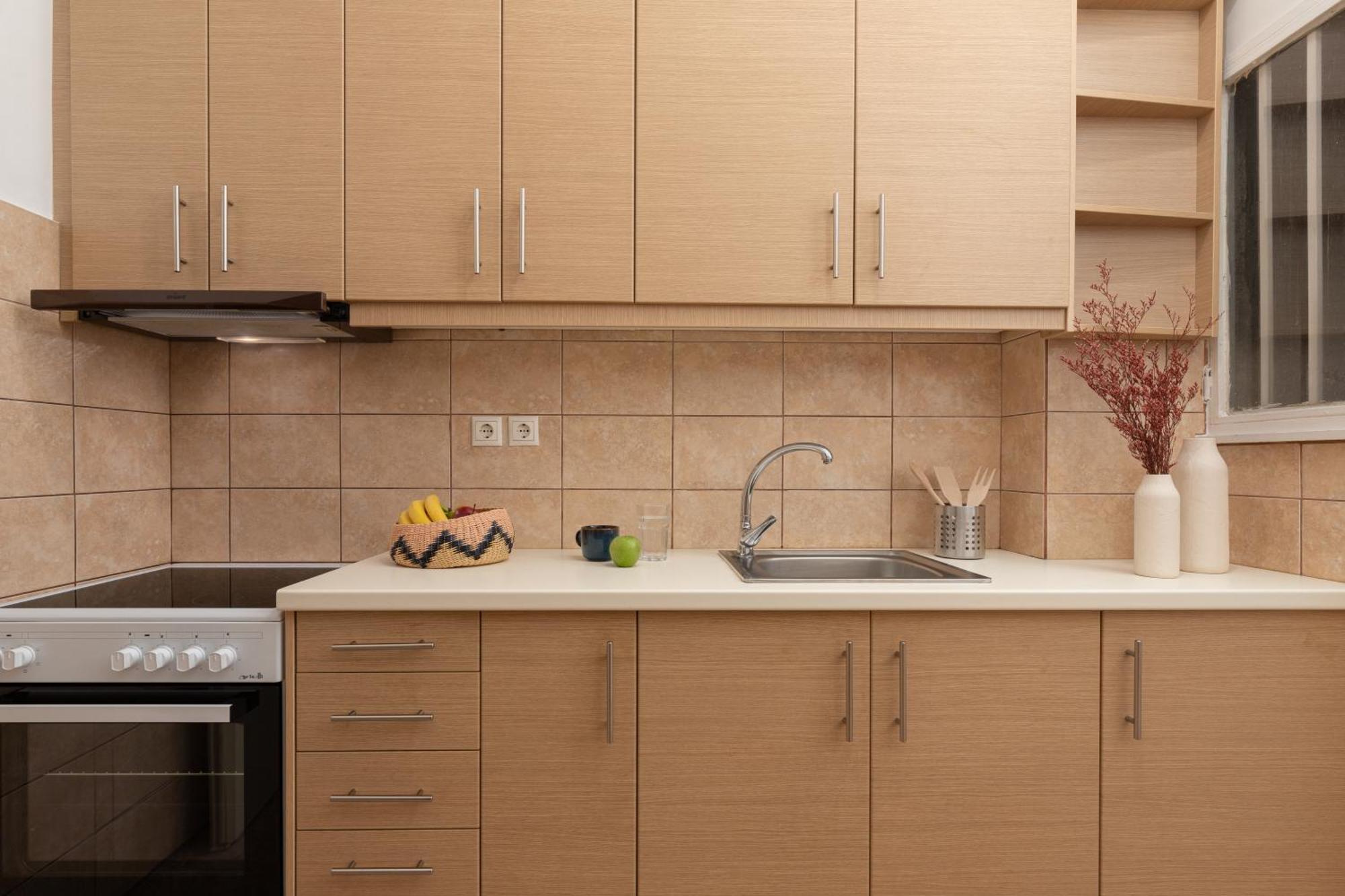 Super Central Apartment Downtown Exarcheia! 아테네 외부 사진