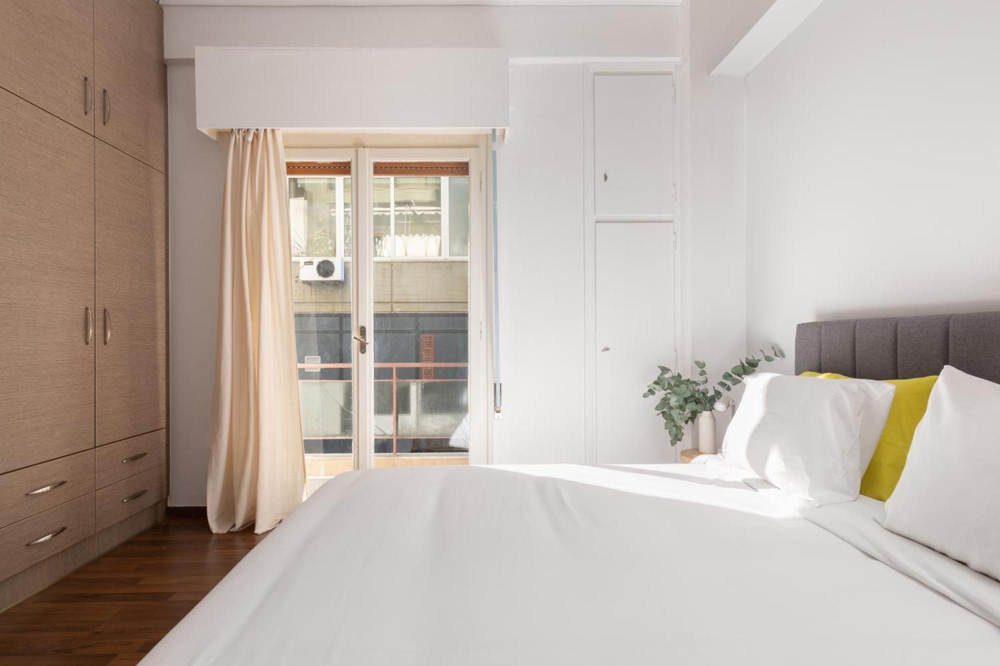 Super Central Apartment Downtown Exarcheia! 아테네 외부 사진